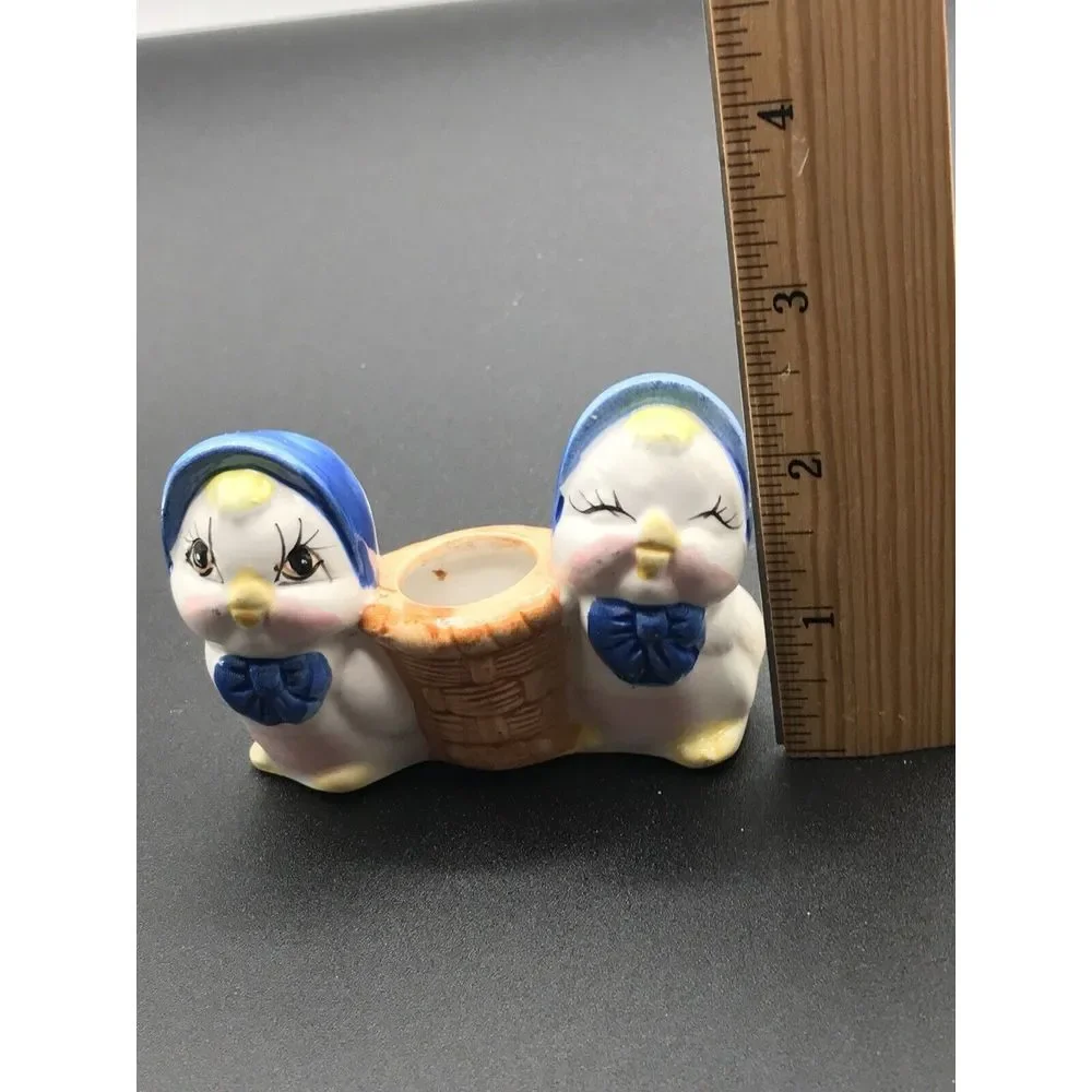 Chicks with Blue Bonnets and Basket Toothpick‎ Holder